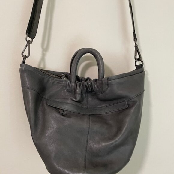 Latico Leathers Ramble Tote/Crossbody Charcoal Like New! - Picture 6 of 11